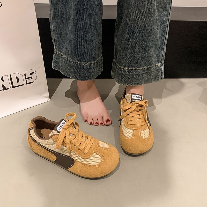 Damen Sportliche Sneakers mit weichem Obermaterial und atmungsaktiver Struktur EB