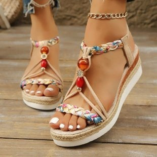 Damen Wedge-Sandaletten mit buntem Geflecht und modischen Perlen EB