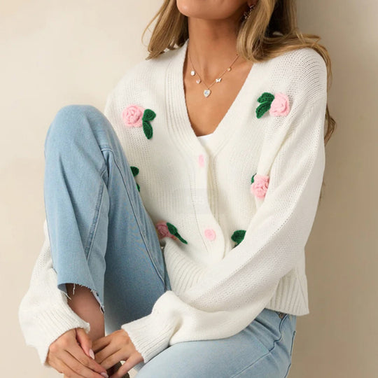 Damen Strickjacke mit floralen Applikationen und bequemen Knopfdetails EB