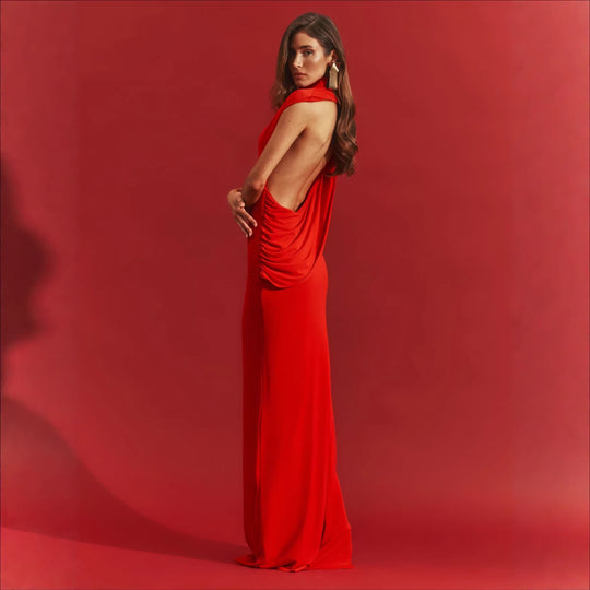 Damen stilvolles Maxikleid mit asymmetrischem Schnitt und hohem Stehkragen EB