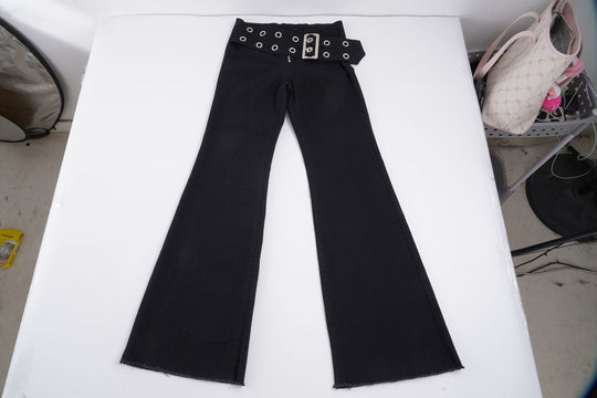 Damen Flared Jeans mit verstellbarem Gürtel und modischem Lochdesign EB