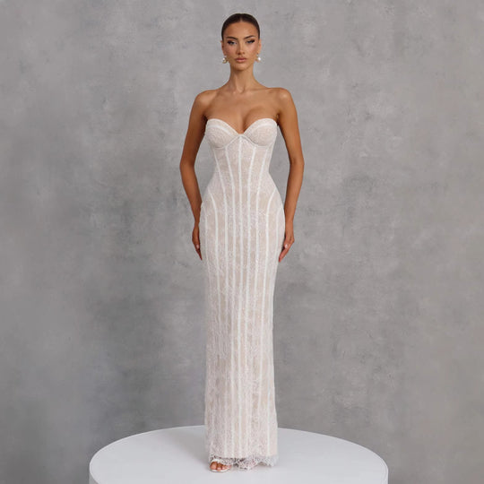 Damen Hochzeitskleid mit elegantem trägerlosen Design und luxuriösem Tüllabschluss EB
