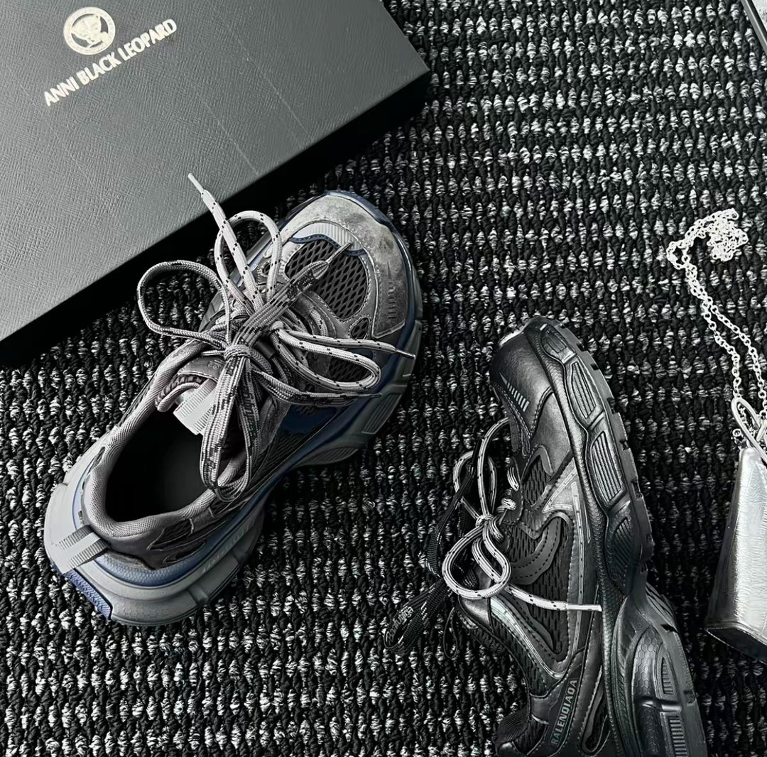 Damen Sportliche Sneakers mit robustem Sohlenprofil und atmungsaktivem Obermaterial EB