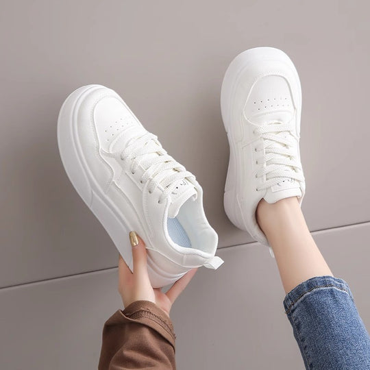 Damen Trendige Plattform-Sneaker mit bequemer Dämpfung und modischem Design EB