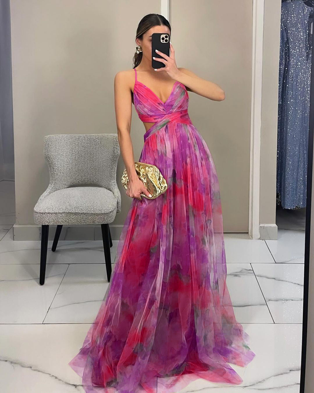 Damen Elegantes und florales Abendkleid mit schmeichelndem Schnitt EB