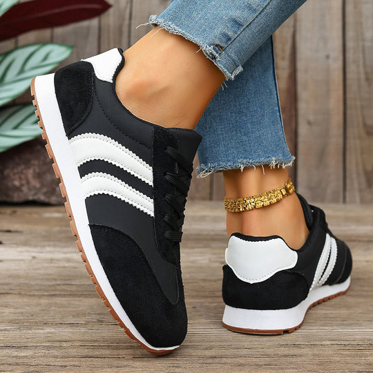 Damen Sportliche Sneakers mit atmungsaktiver Mesh-Oberfläche und klassisch-modernem Design EB