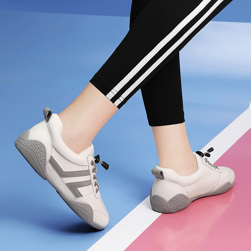Damen Sportliche Sneakers mit flexiblem Obermaterial und rutschfester Sohle EB