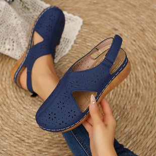 Damen Komfortable Clogs mit luftiger Schnitttechnik EB