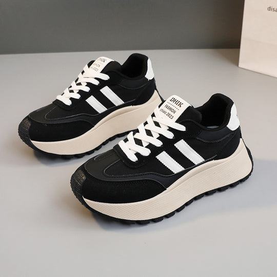 Damen Modische Plateau Sneakers mit trendiger Silhouette und dämpfender Laufsohle EB
