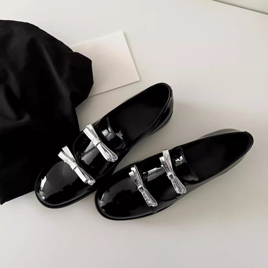 Damen elegante Schnürschuhe mit dekorativen Schnallen von EB