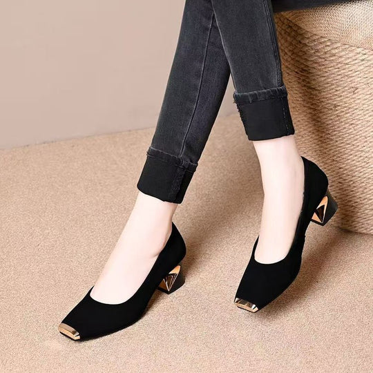Damen elegante Pumps mit modischem Metall-Highlight und komfortablem Absatz EB