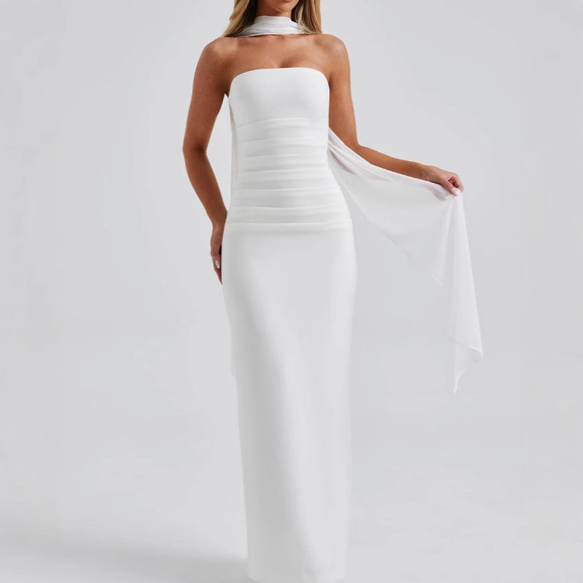 Damen Langabendkleid mit elegantem schulterfreiem Design und sanften Rüschen EB