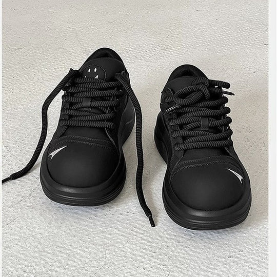Damen Sportliche Sneakers mit gepolsterter Laufsohle und modernem Design EB