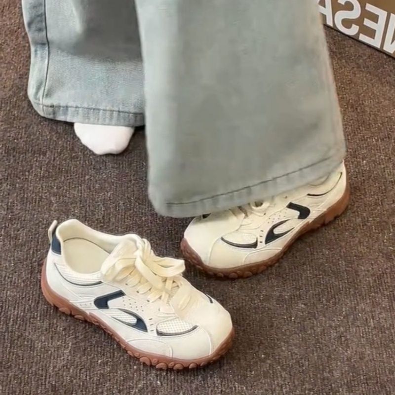 Damen Chunky Retro-Sneaker mit gepolsterter Komfortsohle und profilierter Gummisohle EB