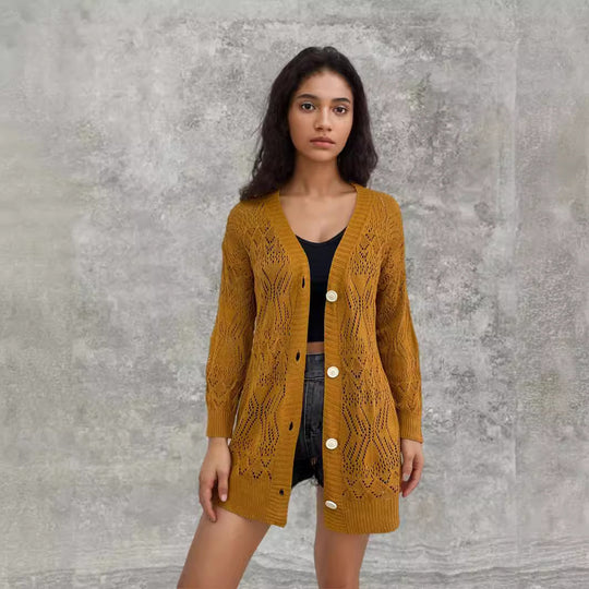 Damen Strickjacke mit kunstvollem Lochmuster und praktischen Knopfdetails EB