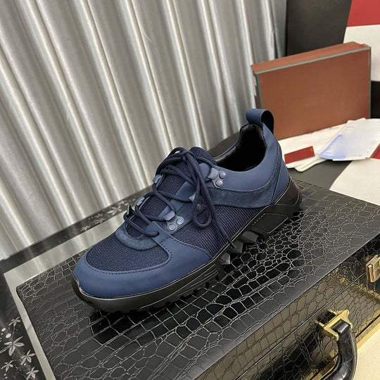 Damen Sportliche Trend Sneakers mit atmungsaktiven Mesh-Details und robustem Design von EB