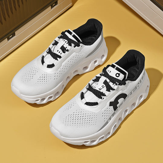 Unisex komfortable Performance-Laufschuhe mit extrahoher Dämpfung und belüftetem Mesh-Obermaterial EB