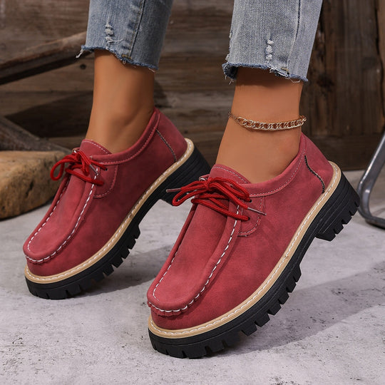 Damen Sportliche Mokassins mit robustem Profil und modischen Details EB