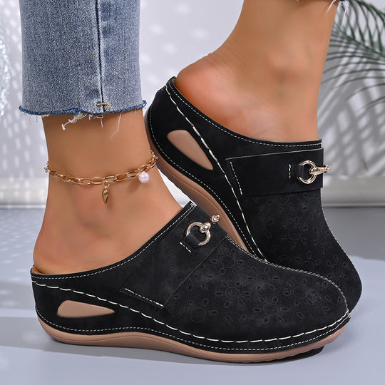 Damen Komfortable Clogs mit eleganter Verzierung EB