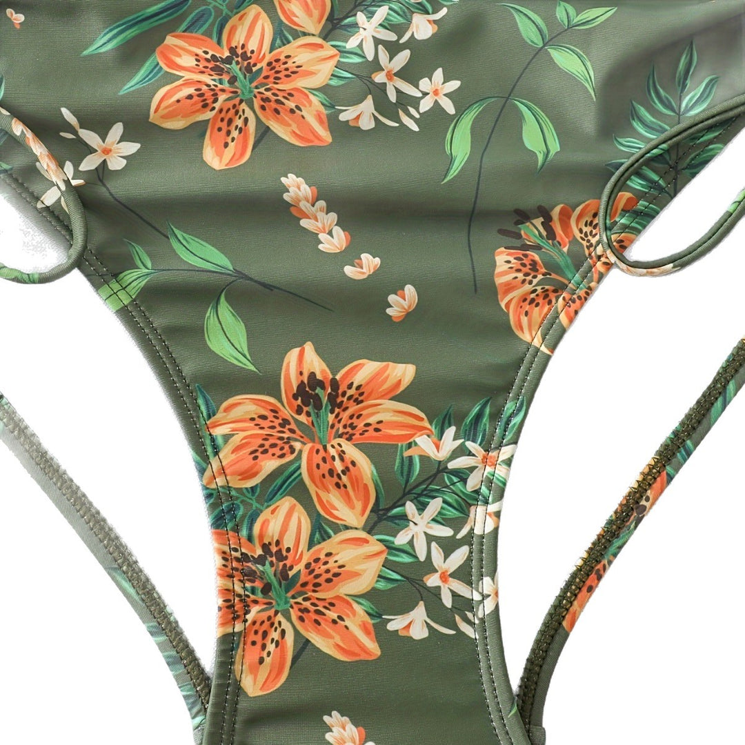 Damen Hochgeschnittener Bikini mit Raffung EB