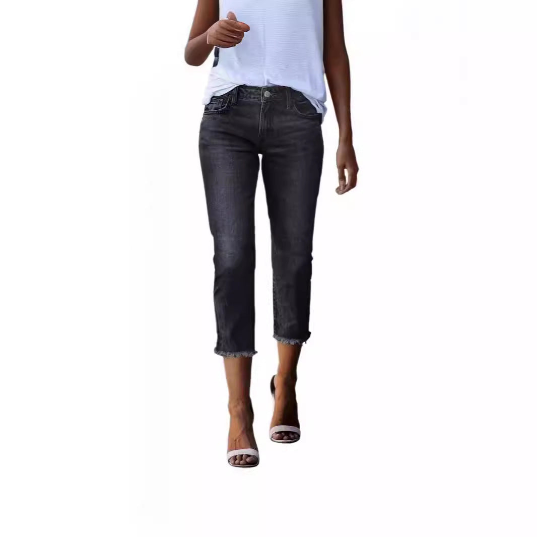 Damen nan gerade geschnittene Jeanshose in verkürzter Länge mit ausgefranstem Saum EB