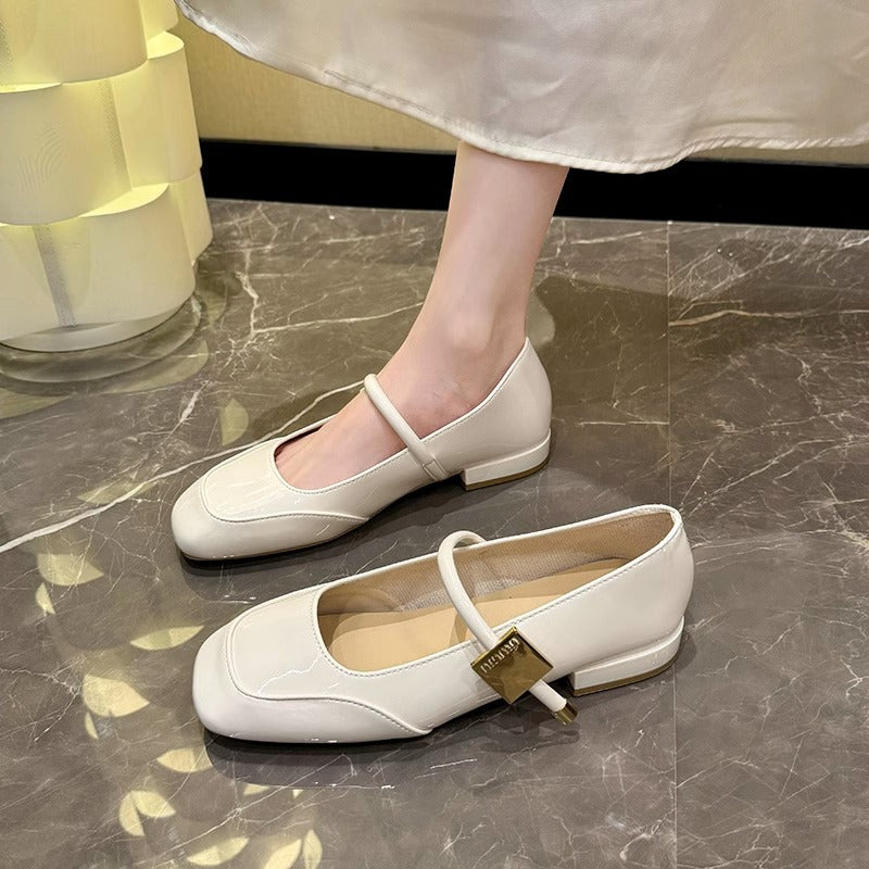 Damen Ballerinas mit elegantem Fesselriemen EB