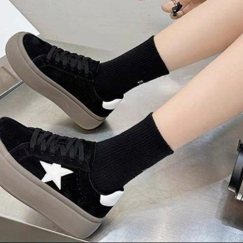 Damen Plattform-Sneaker mit modischem Sternen-Design EB