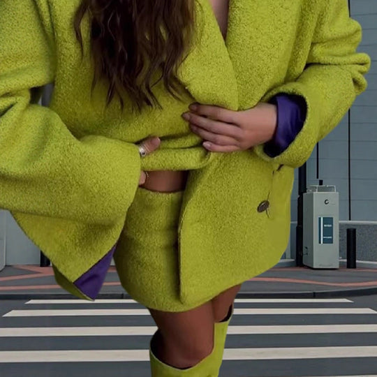 Damen Trendiger Überwurf-Blazer aus Wollmischung mit Herz-Detail EB