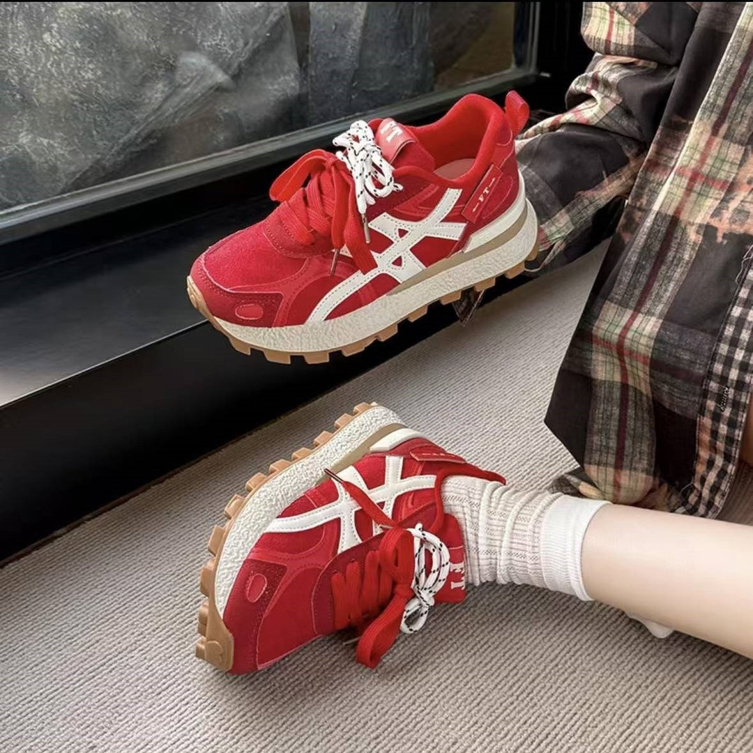 Damen Sportliche Chunky Sneakers mit rutschfester Sohle und atmungsaktiver Obermaterialstruktur EB