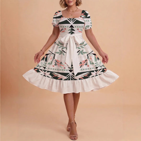 Damen schickes Glitzerkleid mit tailliertem Schnitt und Rüschensaum EB