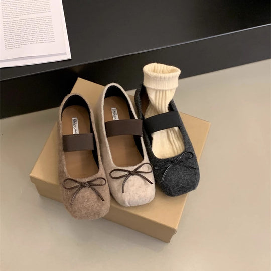 Damen Hausschuhe mit kleinem Schleifenakzent und elastischem Riemchen EB