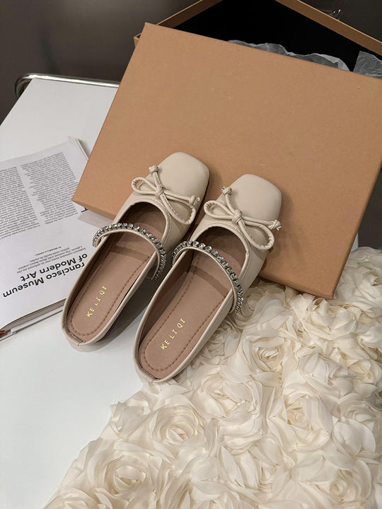 Damen elegante Ballerina-Slipper mit funkelndem Schleifenakzent und klassischer Form EB