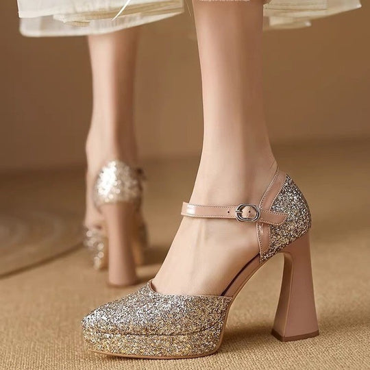 Damen Glitzernde Plateau-Pumps mit elegantem Riemchen EB