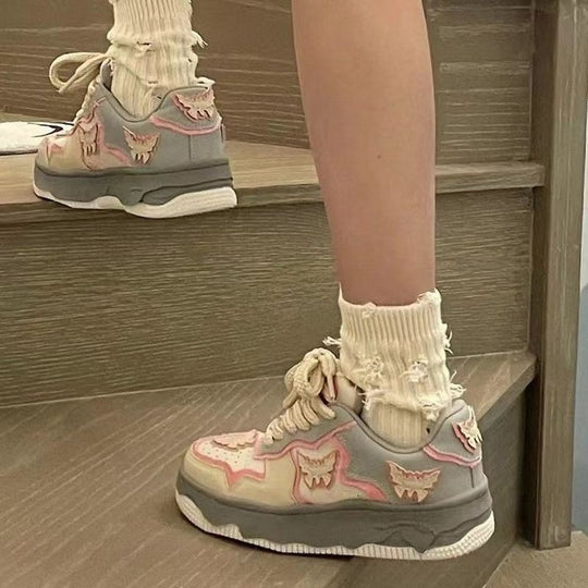 Damen Sneakers mit verspieltem Tiermotiv und dämpfendem Sohlenprofil EB