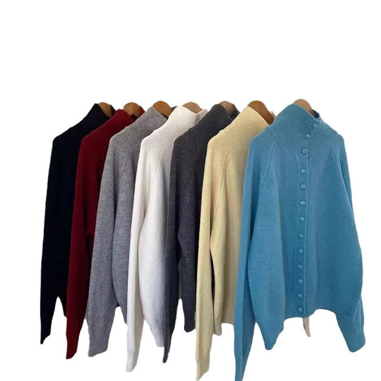Damen Strickjacke mit hoch geschlossenem Kragen und dekorativen Knöpfen EB
