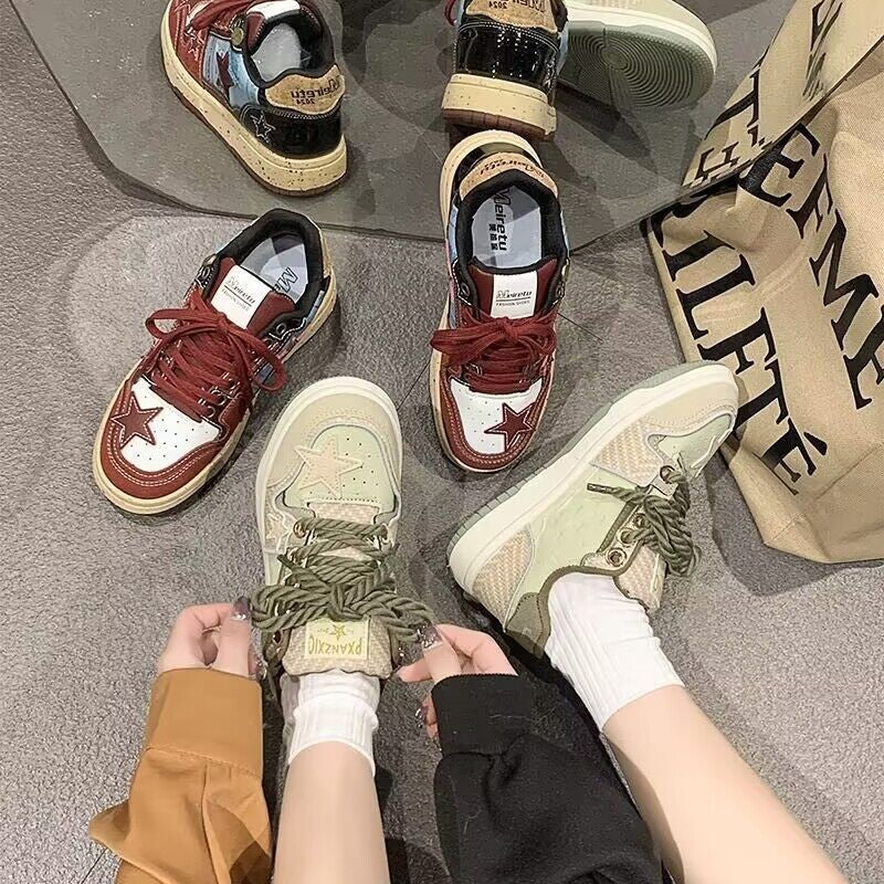 Damen Sportliche Freizeitschuhe mit modischem Sternen-Design EB