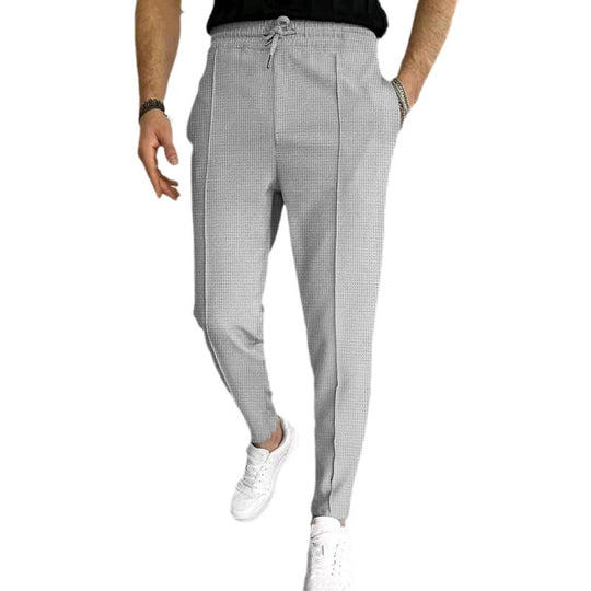 Herren nan strukturiertes Jogginghose mit elastischem Tunnelzug, formgebender Bügelfalte und tapered Bein EB