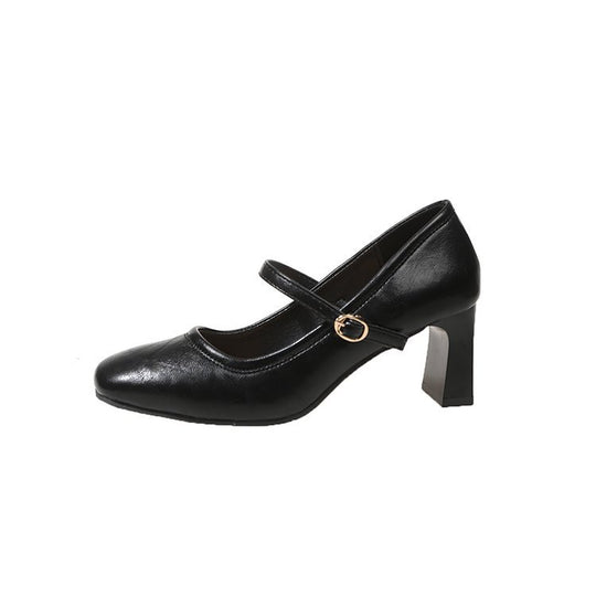 Damen Pumps mit elegantem Absatz und Riemen EB