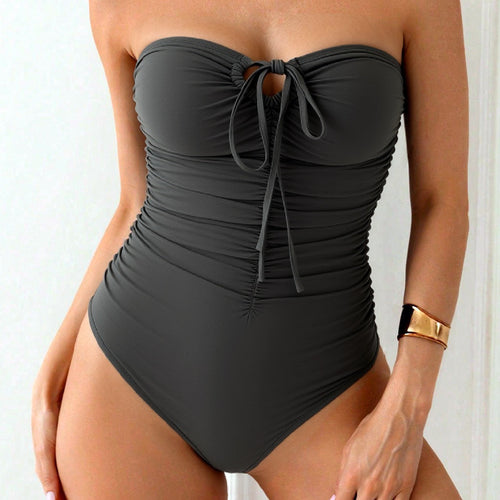 Damen Bandeau-Badeanzug mit Raffung und modischem Schlitz EB