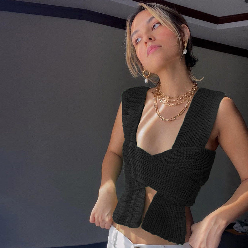 Damen gestricktes Crop-Top mit raffinierten Rückendetails EB