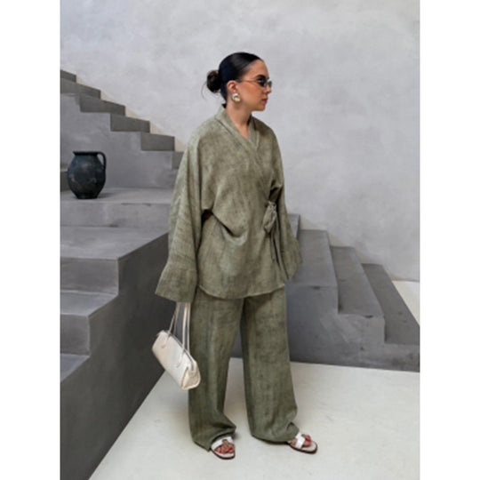 Damen Elegantes Jumpsuit mit taillierter Silhouette und lässigem Gürtel EB
