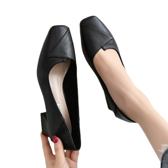 Damen Elegante Pumps mit modernem, spitzen Design und blockierten Absatz EB