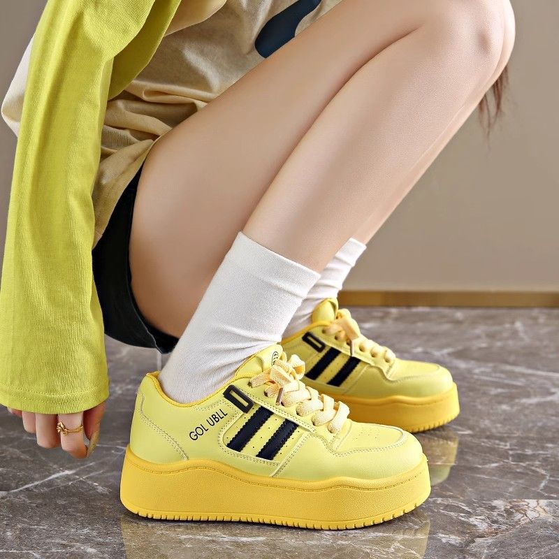 Damen modische Plattform-Sneaker mit sportlichem Design und atmungsaktiver Oberflächenstruktur EB