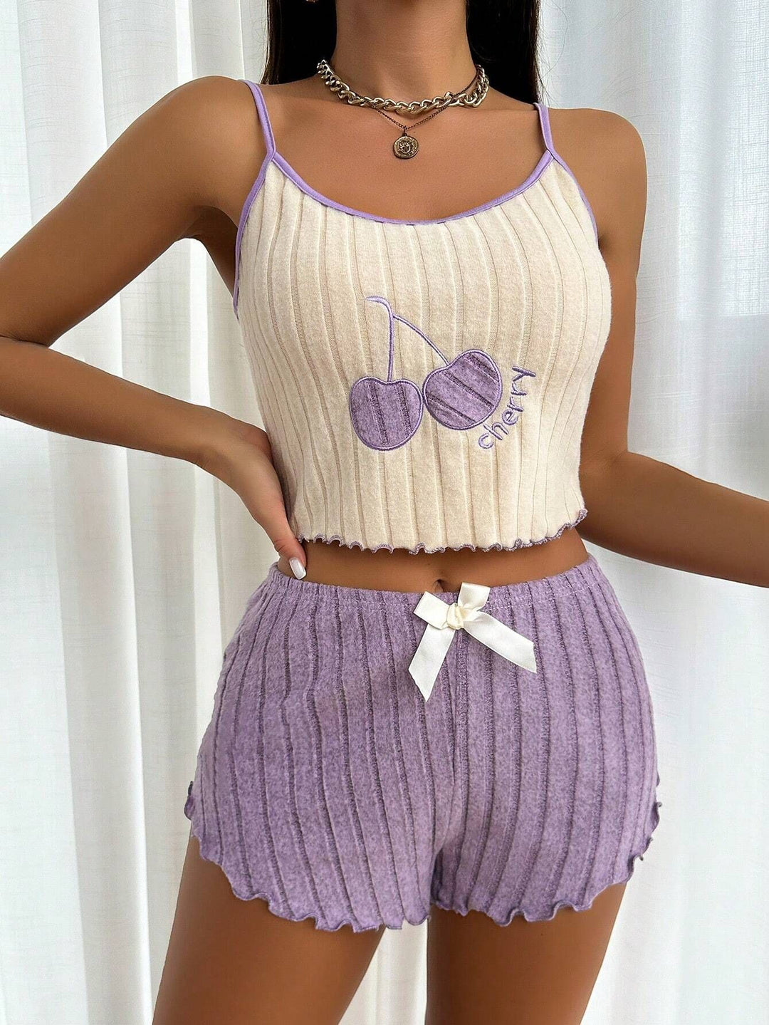 EB | Bestickte Weste Shorts Set