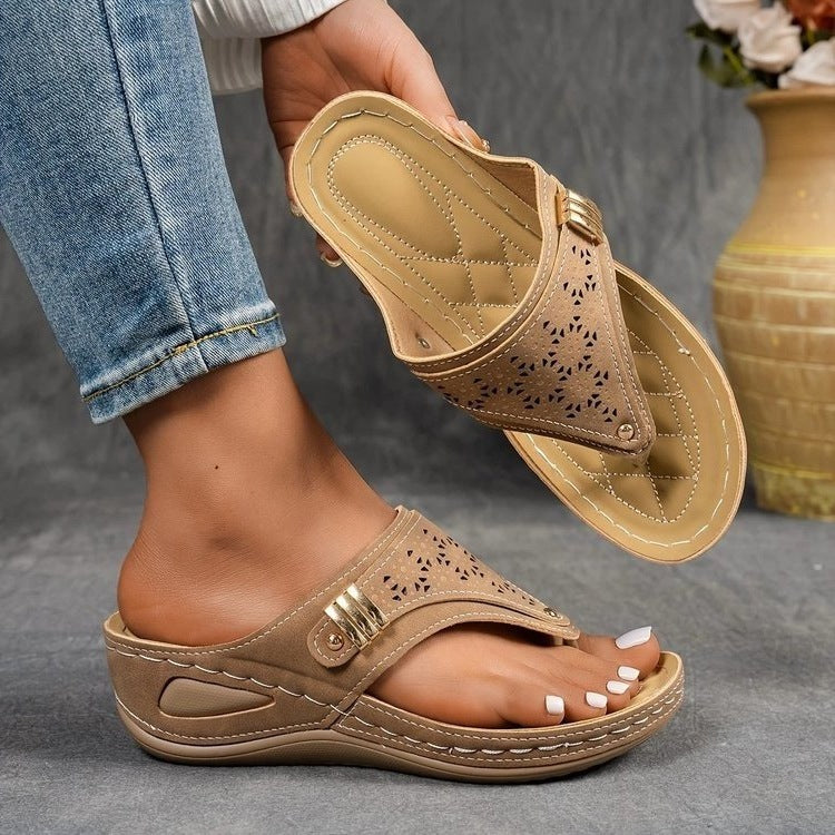 Damen Komfortable Zehenstegsandalen mit ergonomischem Fußbett EB