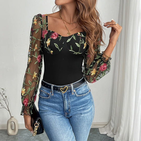 Damen Bestickter Mesh-Bodysuit mit herzförmigem Ausschnitt und langen Puffärmeln EB