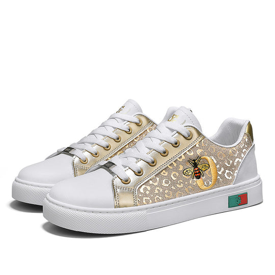 Damen verzierte Low-Top Sneaker mit Bienen-Stickerei und goldener Animal-Print-Optik EB
