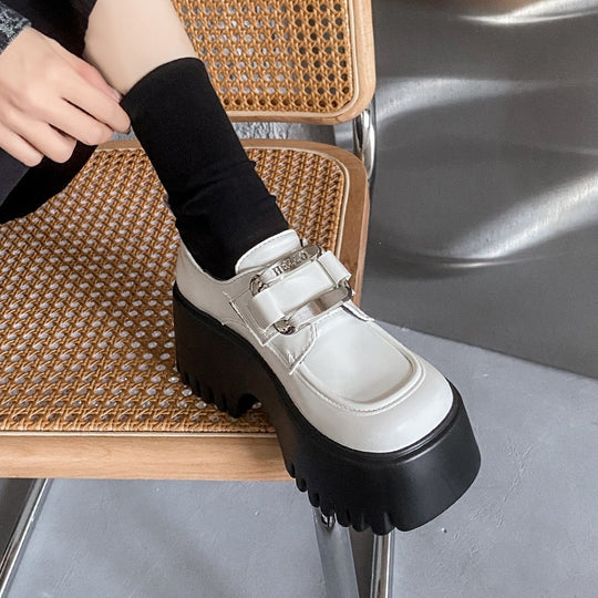 Damen Modische Plateaustiefel mit verstellbarem Riemen EB