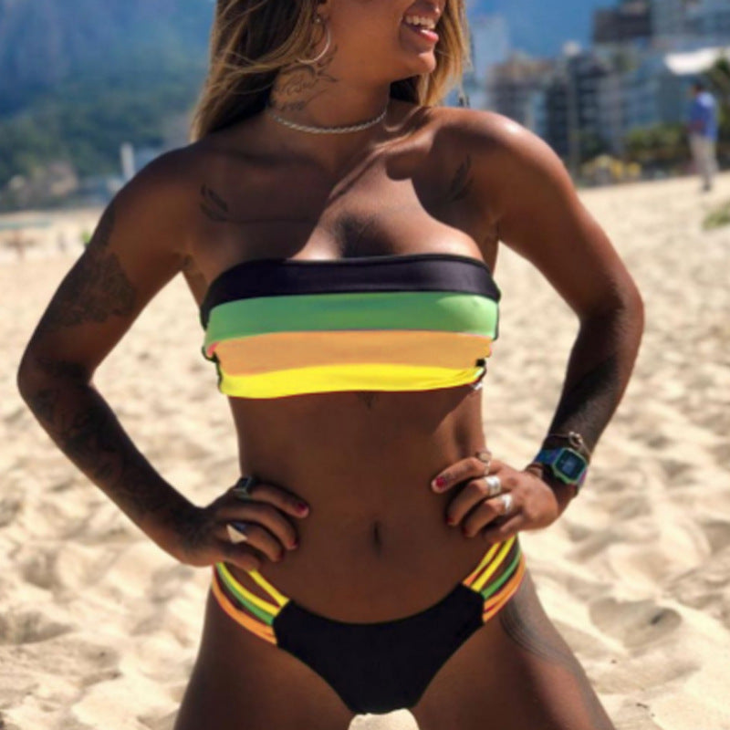 Damen Bandeau-Bikini mit modischen Querstreifen und elegantem Schnitt EB