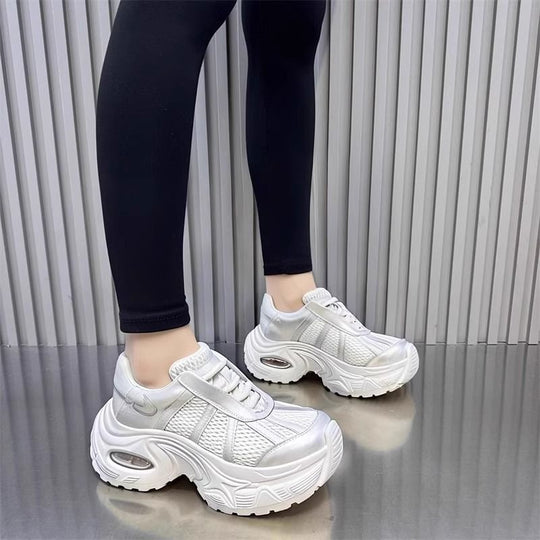 Damen Sportliche Chunky Sneakers mit atmungsaktiven Mesh-Einsätzen EB